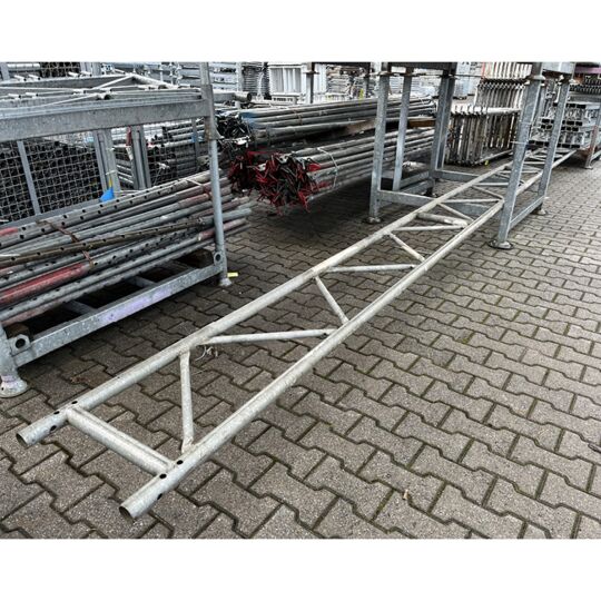 00637GStahl-Gittertraeger-3-25mm-7-60m-7-80m-gebraucht.jpg